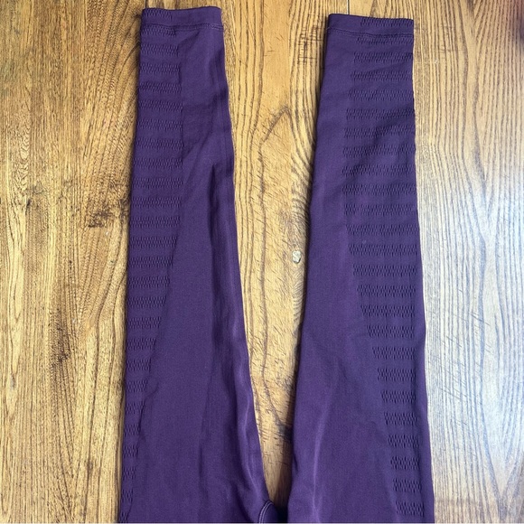 lululemon Deep Purple Leggings - Picture 3 of 4